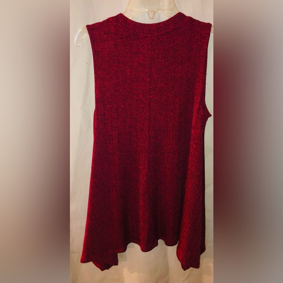 Jennifer Lopez crewneck tank with cut out choker Cascade Hem size Medium NWT - Picture 7 of 15